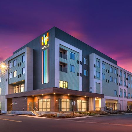 อีเวน โฮเต็ลs - ยูจีน Hotel ภายนอก รูปภาพ